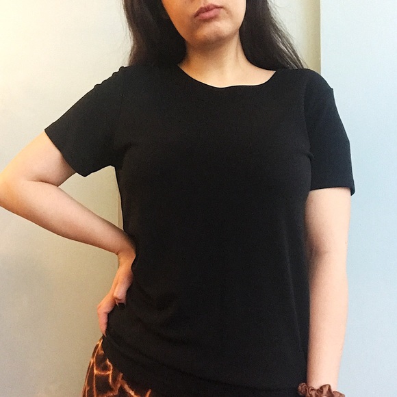 Black Stretch Crepe T-shirt (Crepe Jersey) - Picture 4 of 10